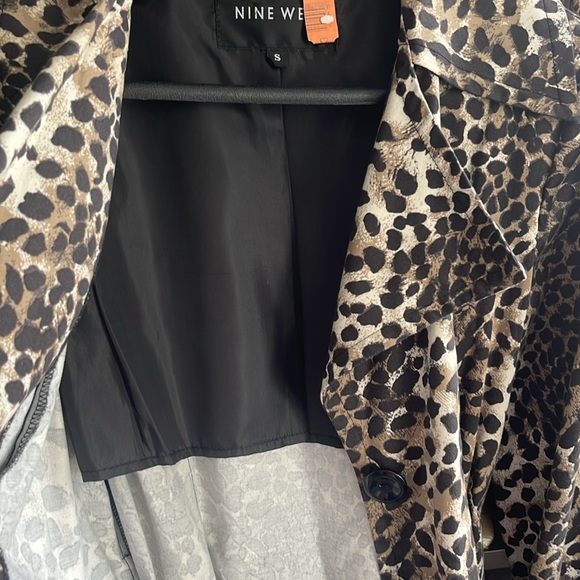 Leopard Print Jacket - Picture 7 of 7